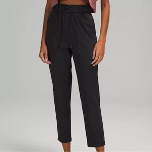 Lululemon stretch high rise 7/8 pants NWT